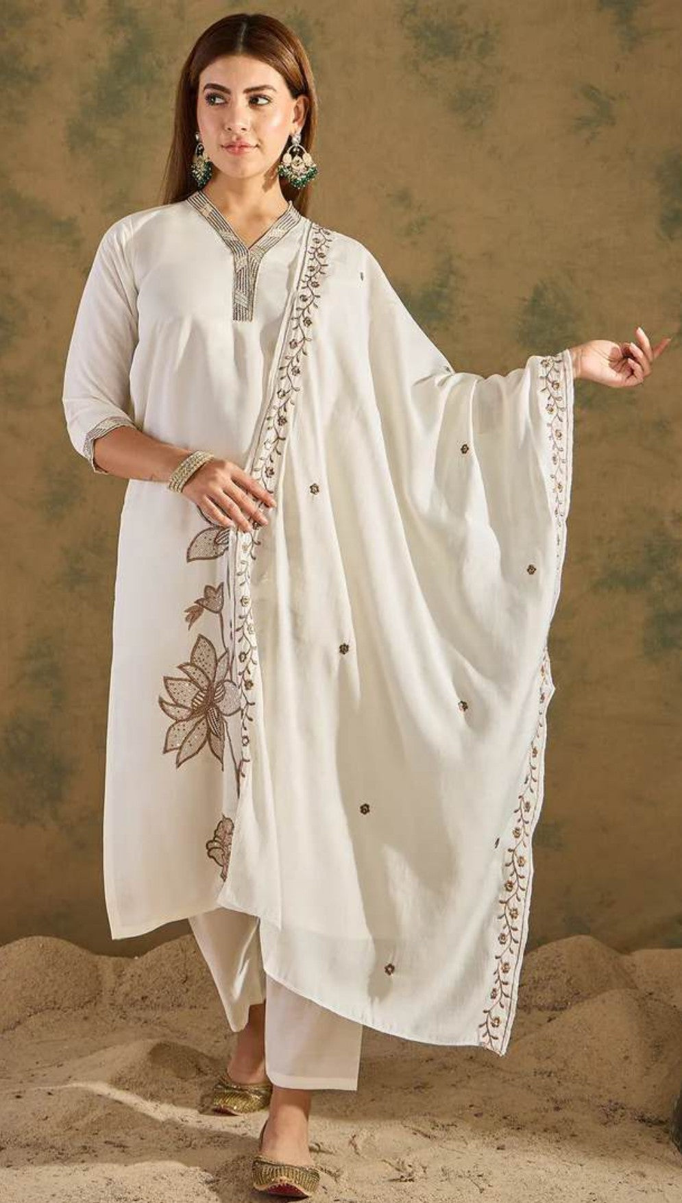 Off-White Regal Embroidered Kurti Set